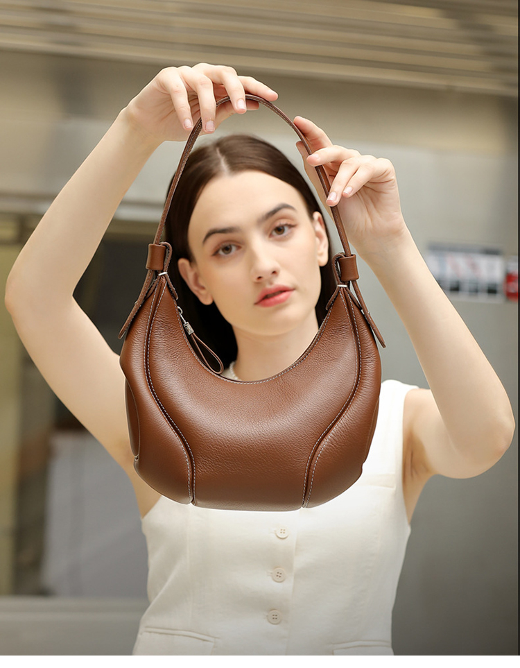 https://eroca.vn/wp-content/uploads/2025/07/b1-2.jpg